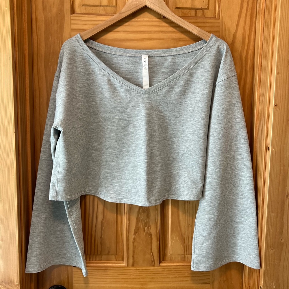 Lululemon Cropped Long Sleeve